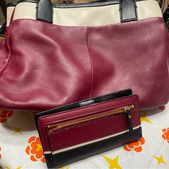 Kate spade set with bag & wallet - Picture 3 of 8